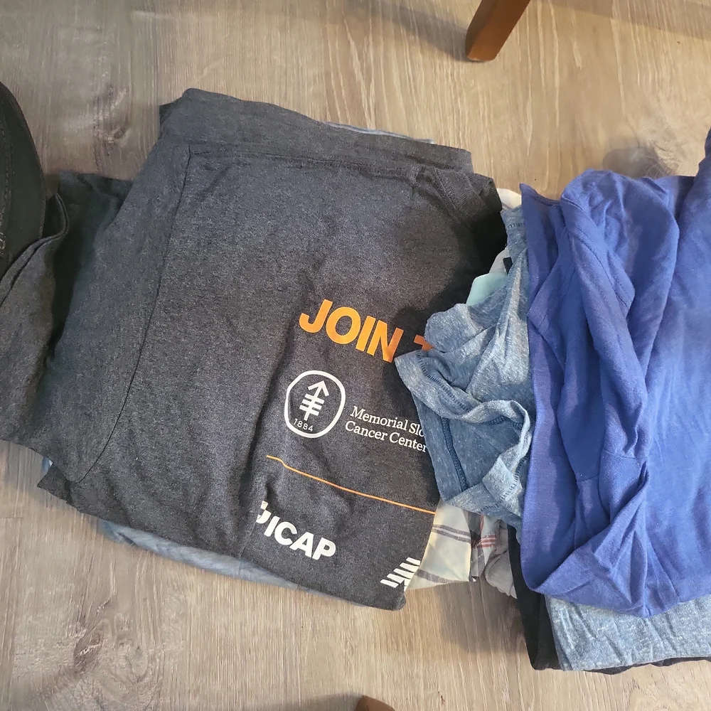 Shirts - Picture 4 of 4
